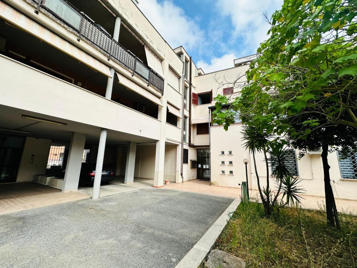 Relax Mariotti Apartment Fiumicino Ngoại thất bức ảnh